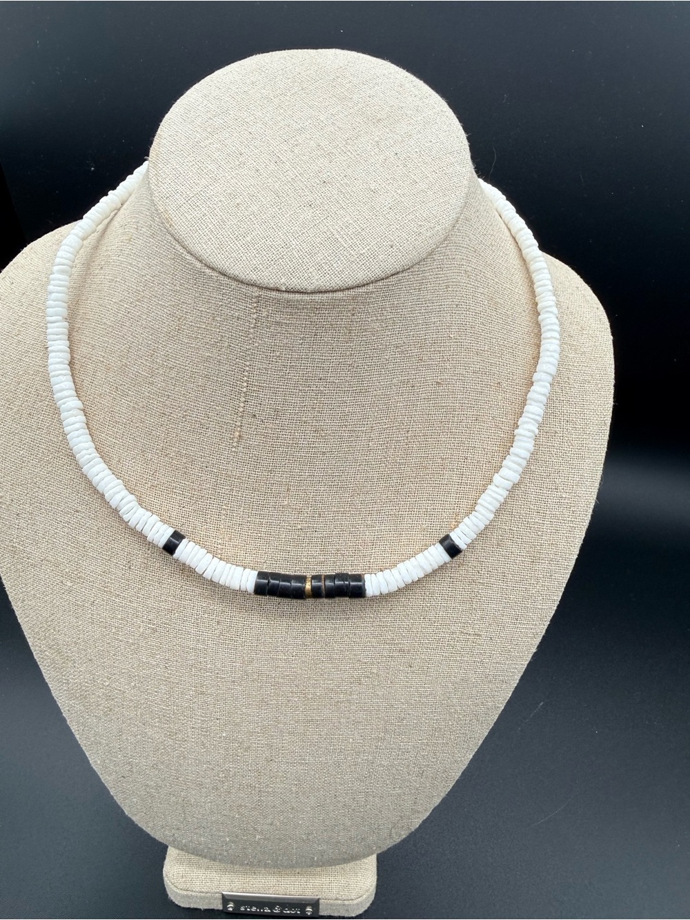 Vintage 1970s Hand Cut Clam Shell Heishi Choker Necklace